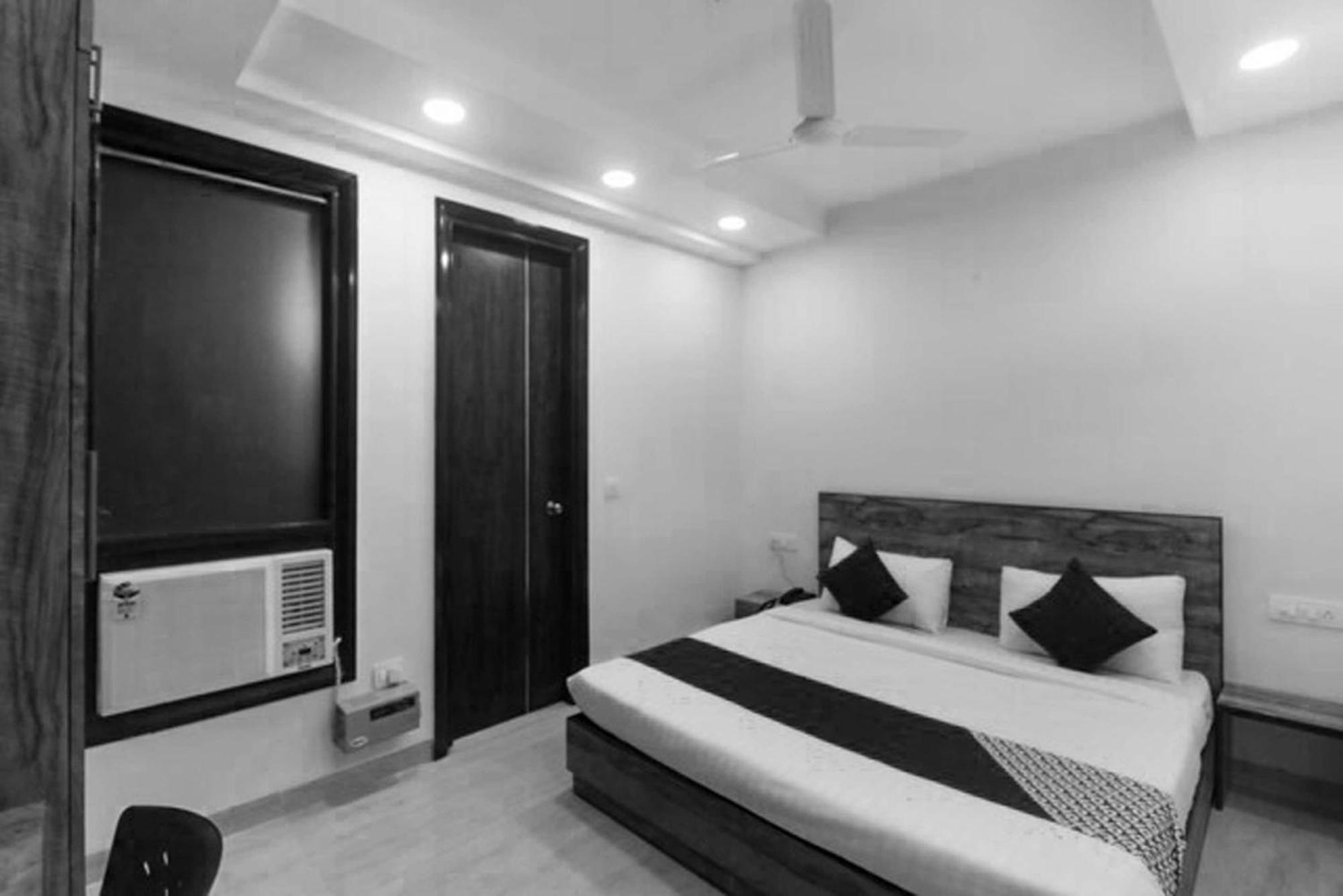 Super Hotel O Comfort Residency Near Artemis Hospital Gurgaon Buitenkant foto