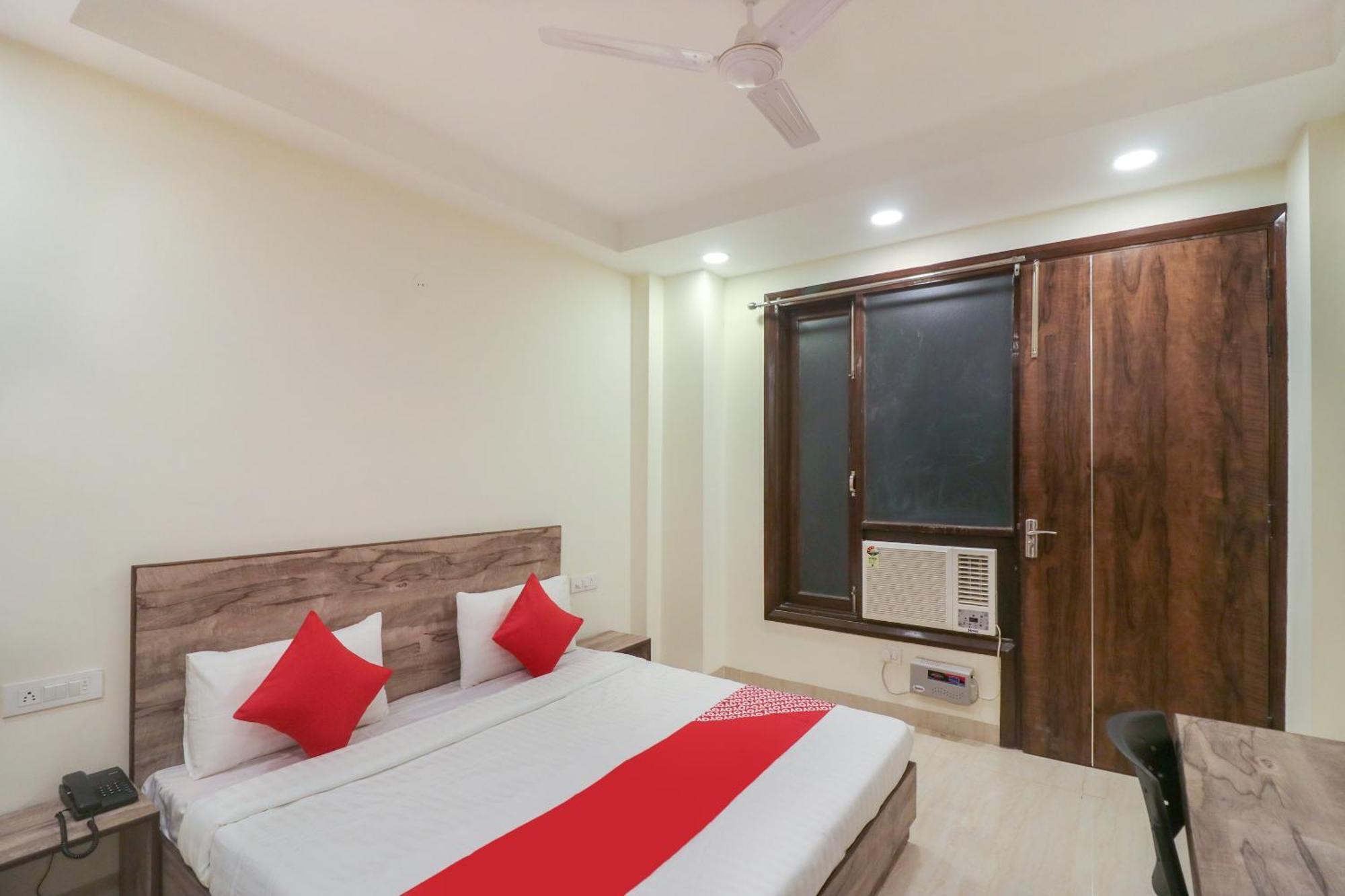 Super Hotel O Comfort Residency Near Artemis Hospital Gurgaon Buitenkant foto