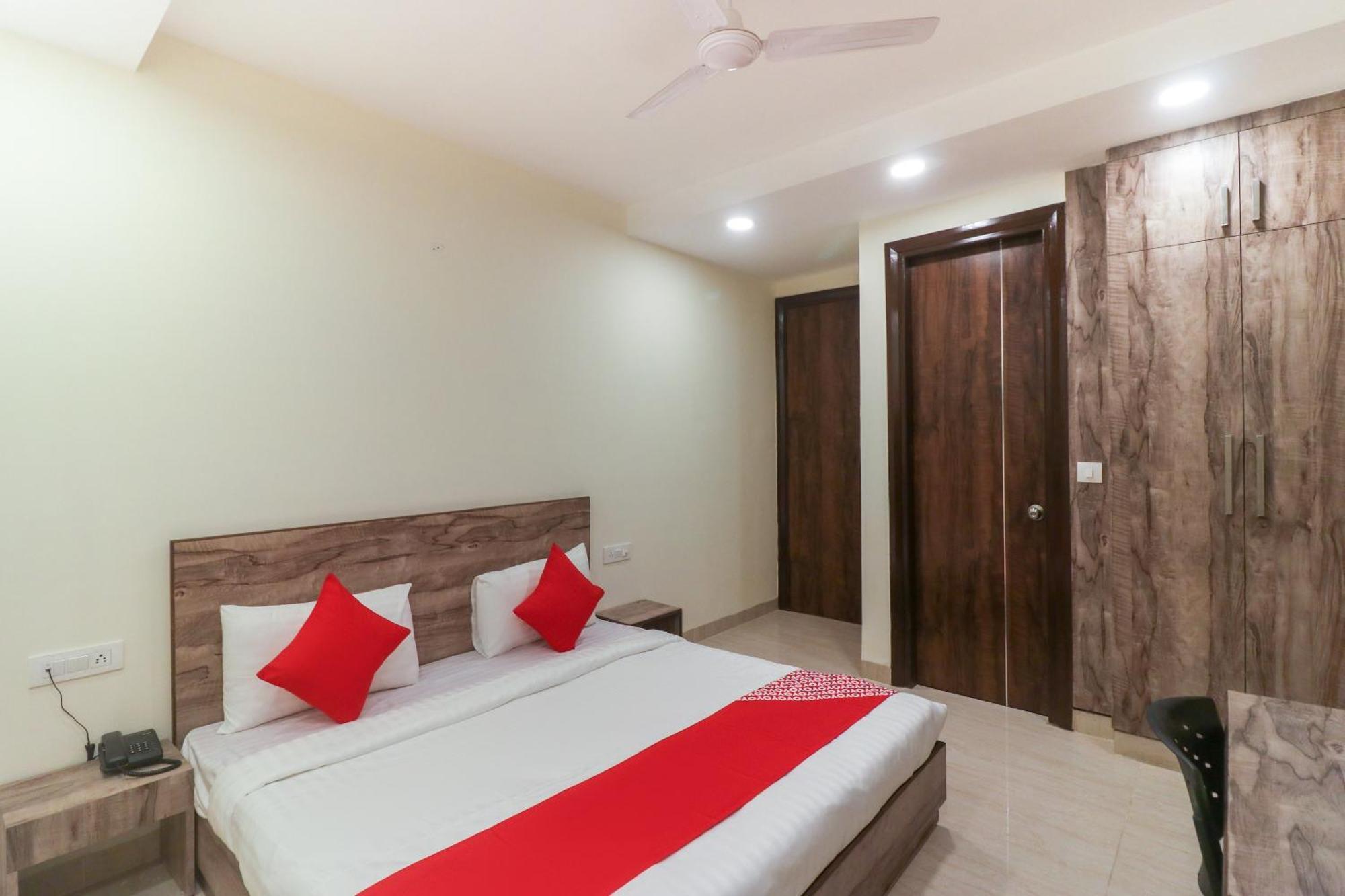 Super Hotel O Comfort Residency Near Artemis Hospital Gurgaon Buitenkant foto