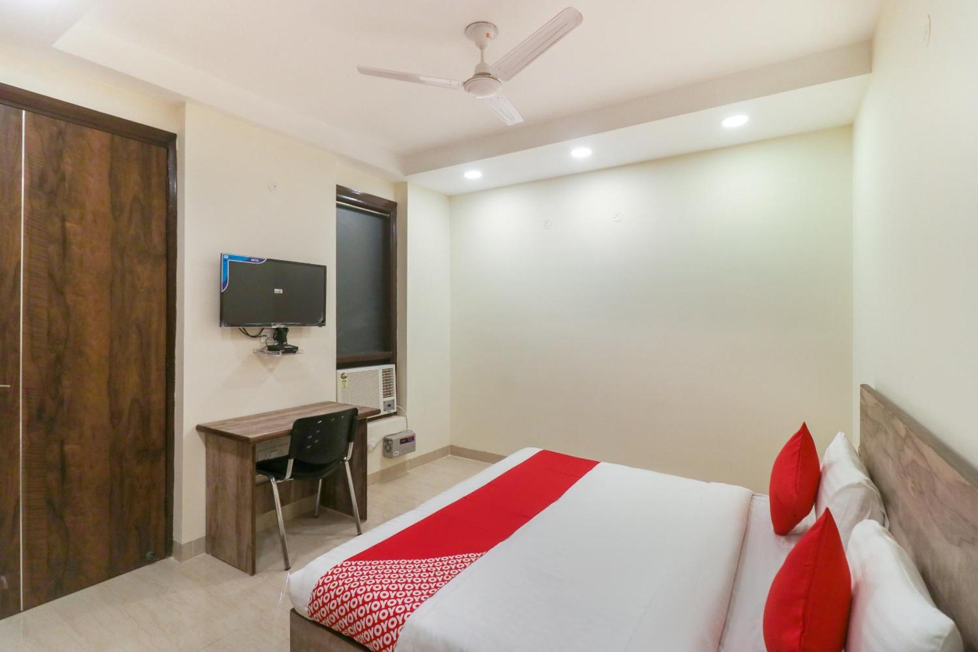 Super Hotel O Comfort Residency Near Artemis Hospital Gurgaon Buitenkant foto